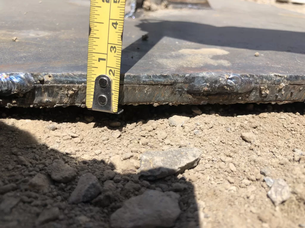 Pengukuran Settlement Plate Bandara Internasional Dhoho