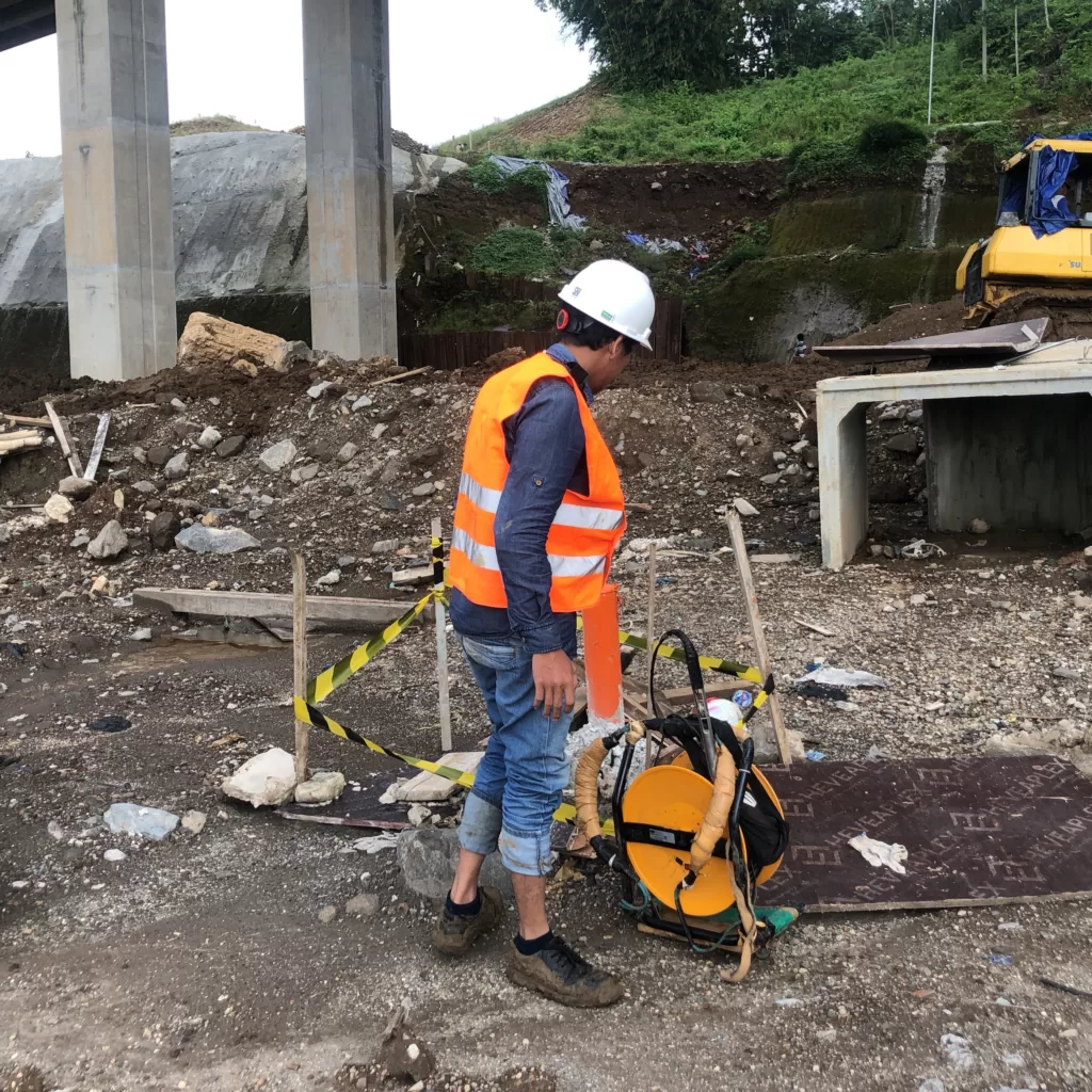 Instalasi & Monitoring Inclinometer Proyek Tol Cisumdawu