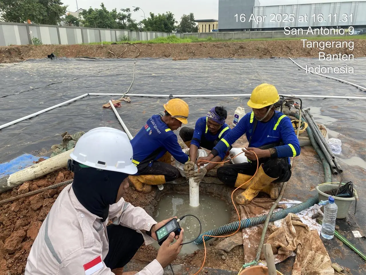 Proses grouting instrumen geoteknik