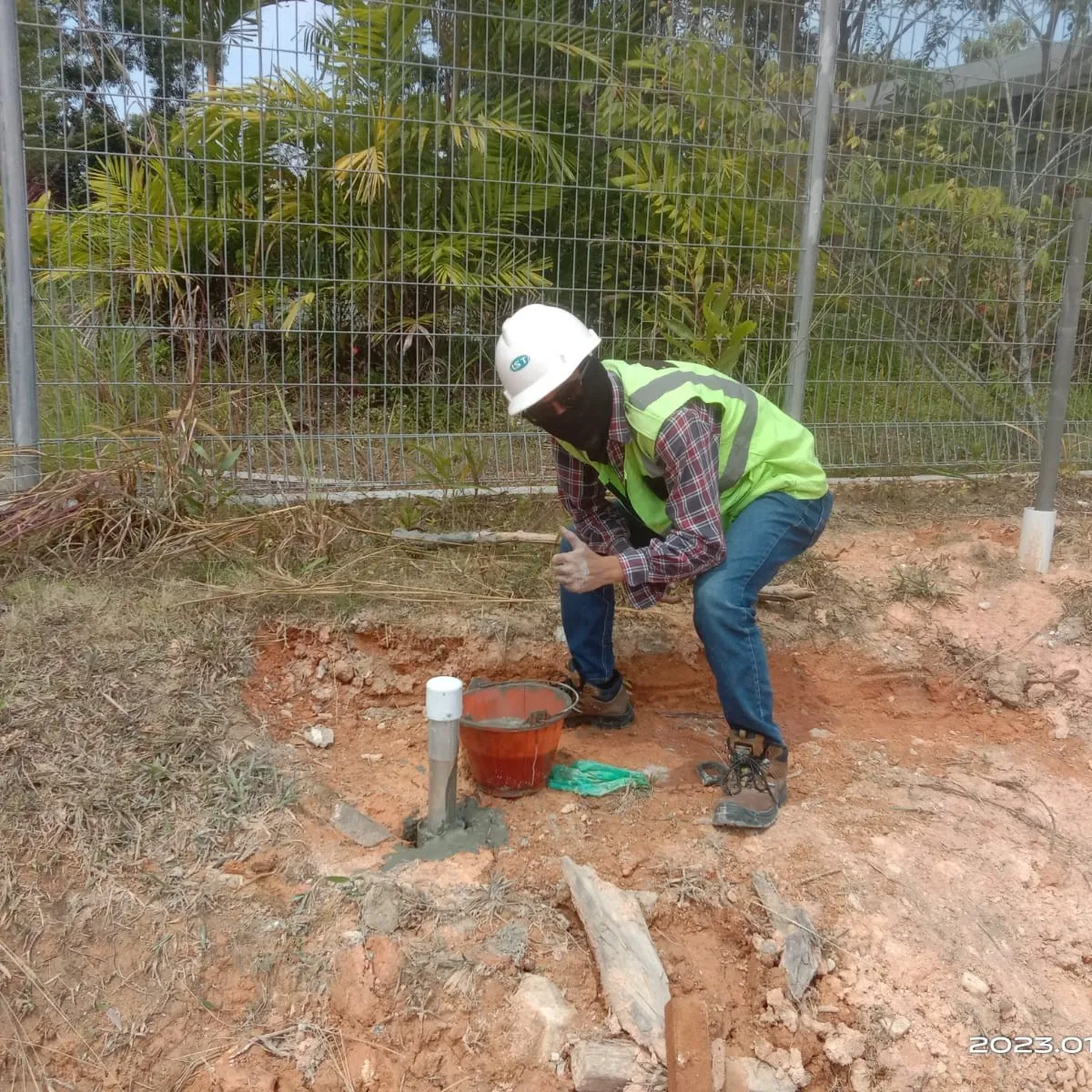 Hasil akhir proteksi casing inclinometer di permukaan