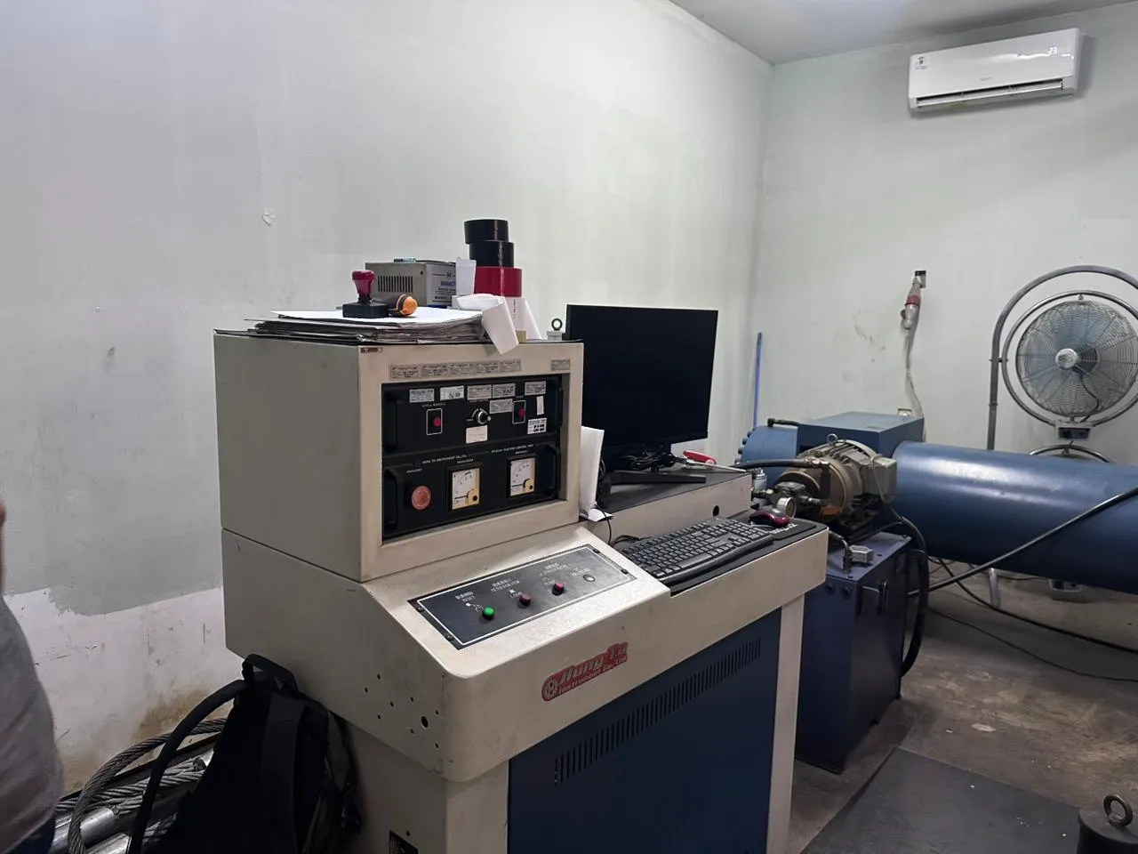 Inspeksi awal sebelum penggantian selang hydraulic pada Test Bench